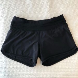 Lululemon speed short 4” EUC